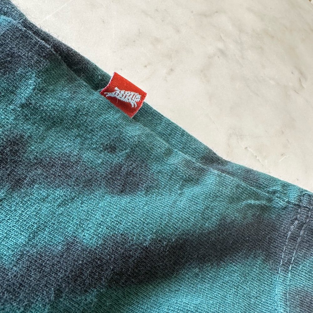 Team Dream emerald tie-dye long sleeve heavyweight shirt. Size M - Picture 4 of 4